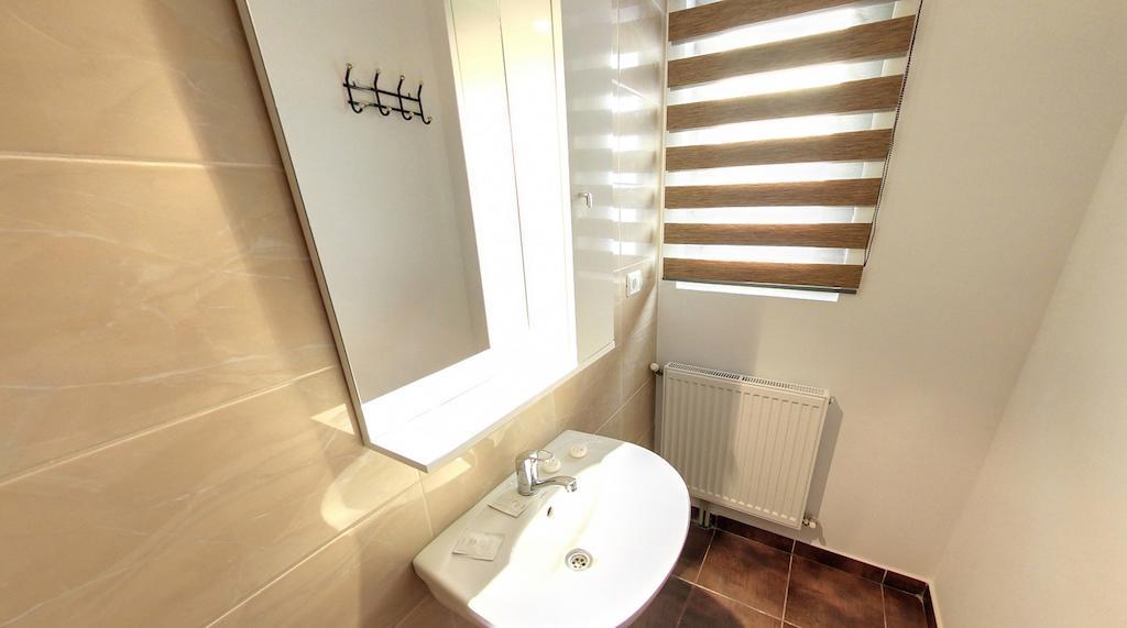 La Storia Guest House Piteşti Værelse billede