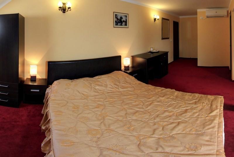La Storia Guest House Piteşti Eksteriør billede