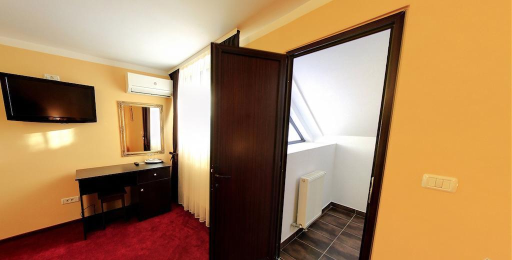 La Storia Guest House Piteşti Eksteriør billede