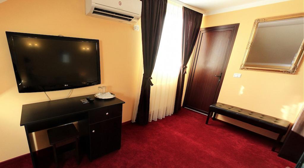 La Storia Guest House Piteşti Eksteriør billede