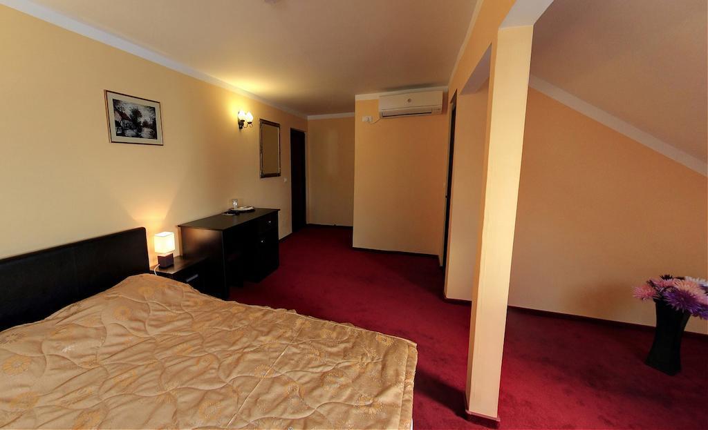 La Storia Guest House Piteşti Eksteriør billede