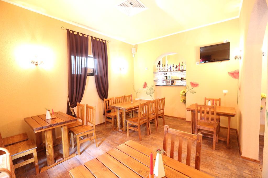 La Storia Guest House Piteşti Eksteriør billede